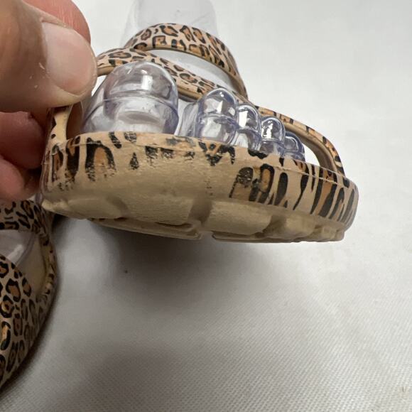 CROCS Meleen LEOPARD Slip On Women’s Size 9 W Comfort Slides Flats Sandals - Picture 7 of 10